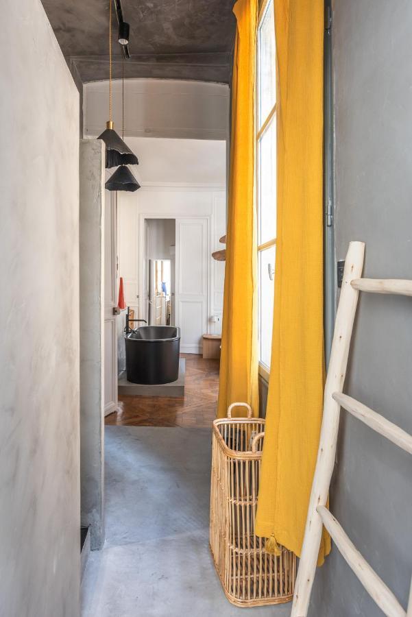 Appartamento Outstanding Parisian Flat In Heart Of Paris Center Esterno foto