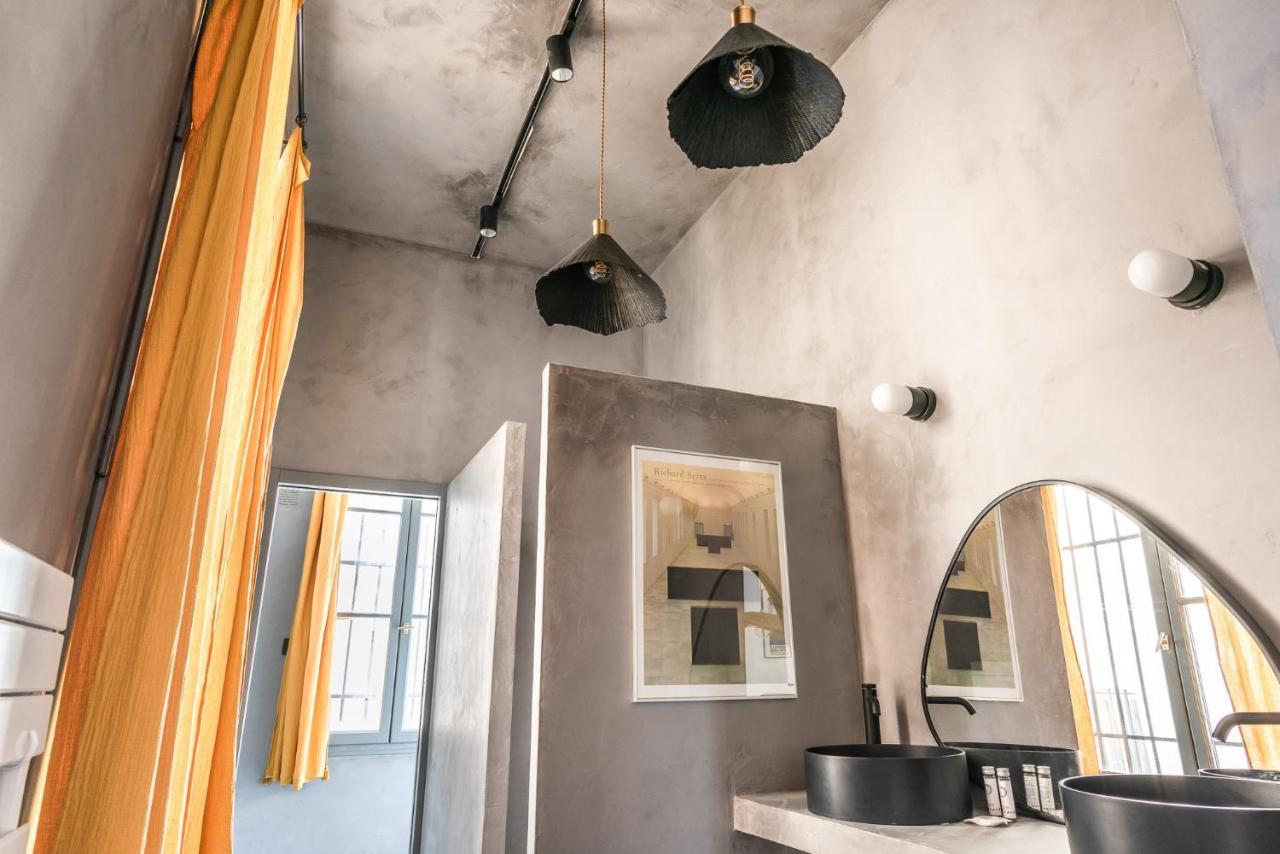 Appartamento Outstanding Parisian Flat In Heart Of Paris Center Esterno foto