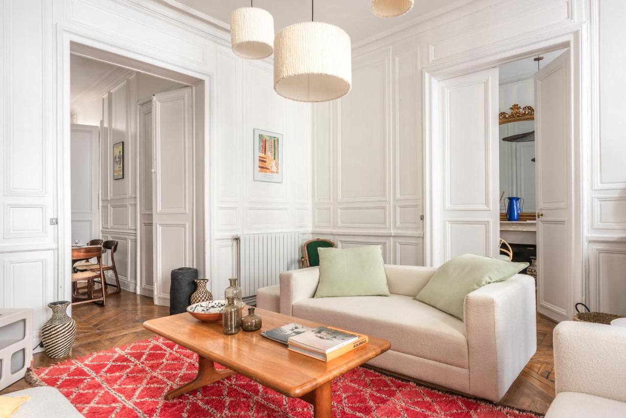 Appartamento Outstanding Parisian Flat In Heart Of Paris Center Esterno foto